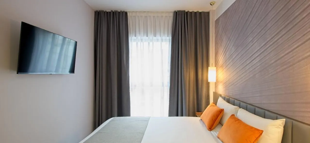 Dwo Yuste Alcala Hotel Madrid