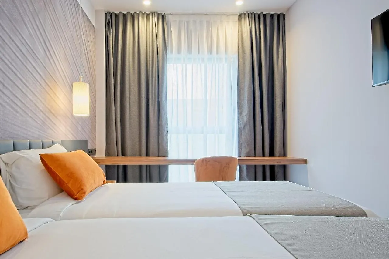 Dwo Yuste Alcala Hotel Madrid